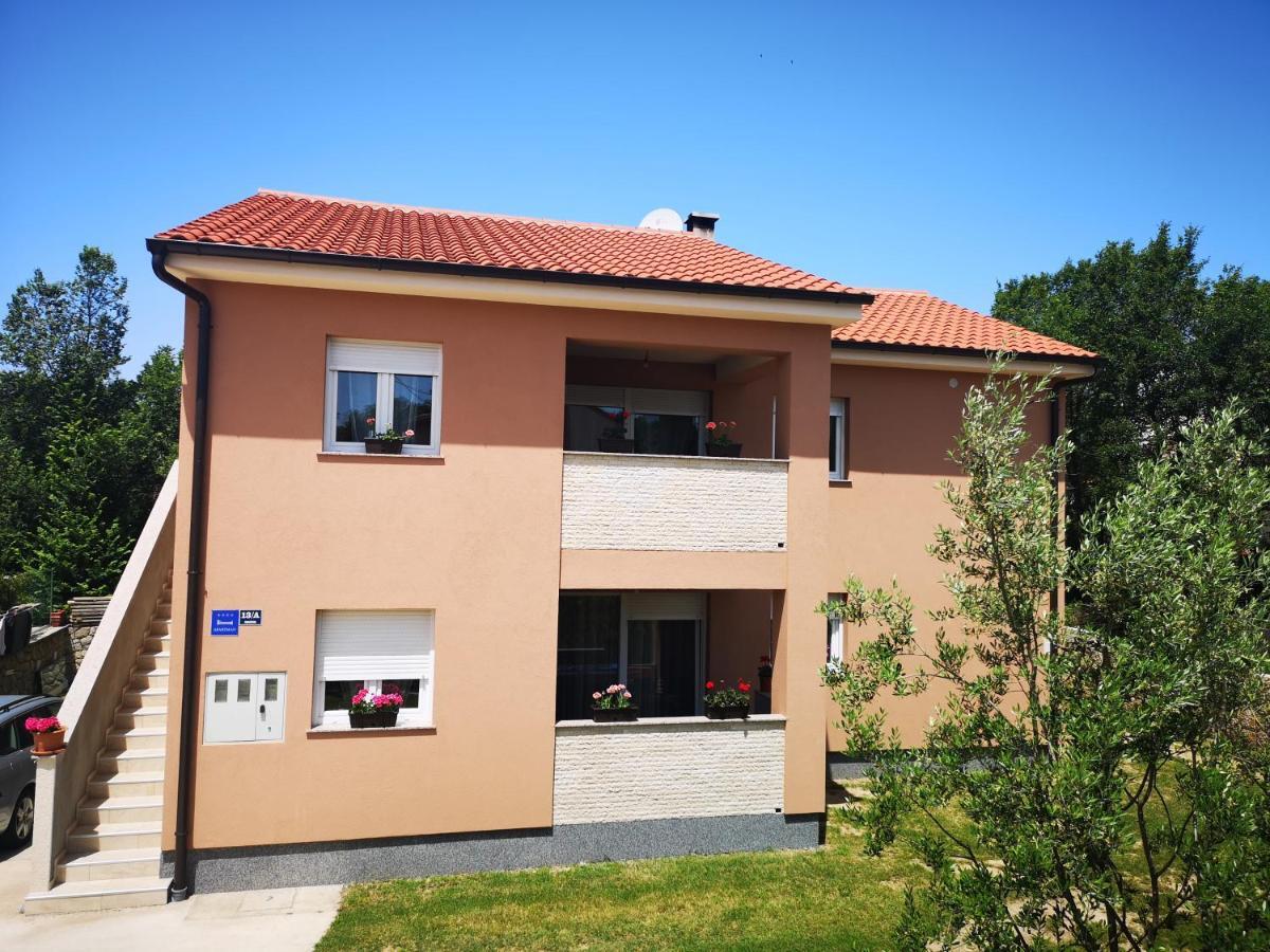 Apartmani Manda Omišalj Buitenkant foto